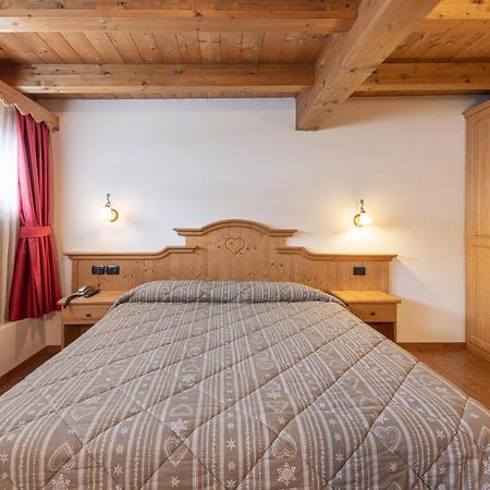 Residence Adler San Martino Di Castrozza Exterior foto
