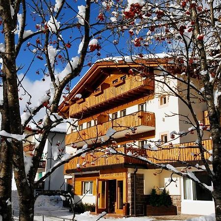 Residence Adler San Martino Di Castrozza Exterior foto