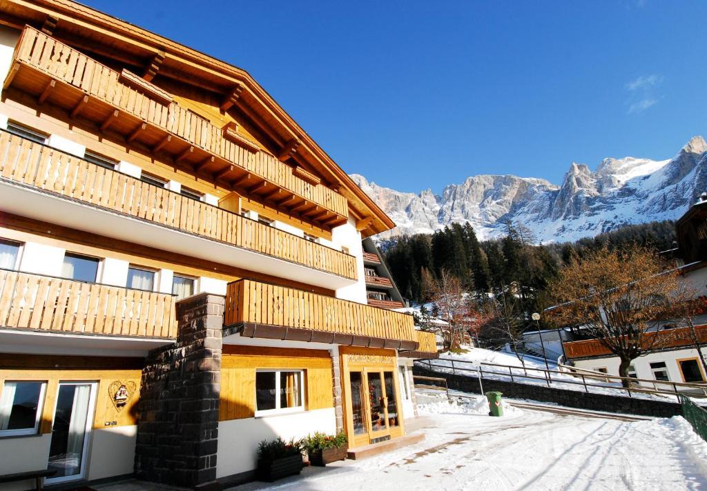 Residence Adler San Martino Di Castrozza Exterior foto